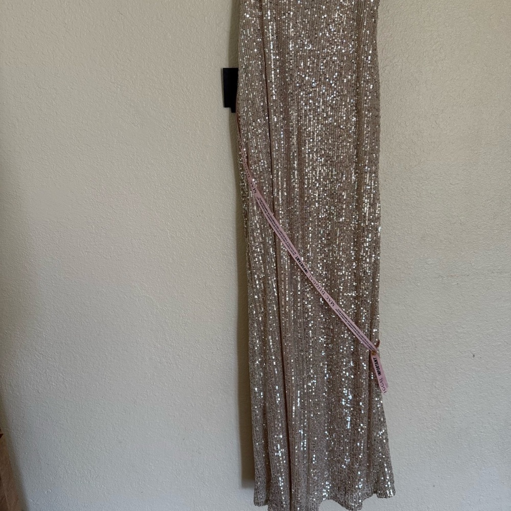 MAC DUGGAL Dress Size 4 Evening Gown Sequin NEW Cream One Shoulder Cut Out - Picture 11 of 12
